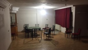 Evleri kumarhaneye dönüştürmüşler