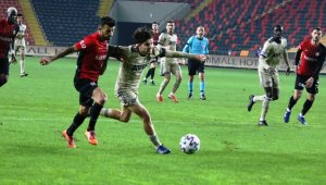 Fenerbahçe, Antep'te 'gazi' oldu