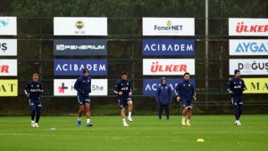 Fenerbahçe'de kupa maçının hazırlıkları sürüyor