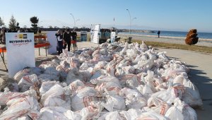 Gölden 470 hayalet çıkarıldı