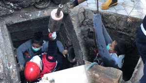 İnanılır gibi değil! Hamile kadın kanalizasyona düştü