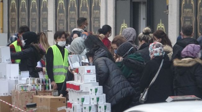 İndirim korona virüsü unutturdu