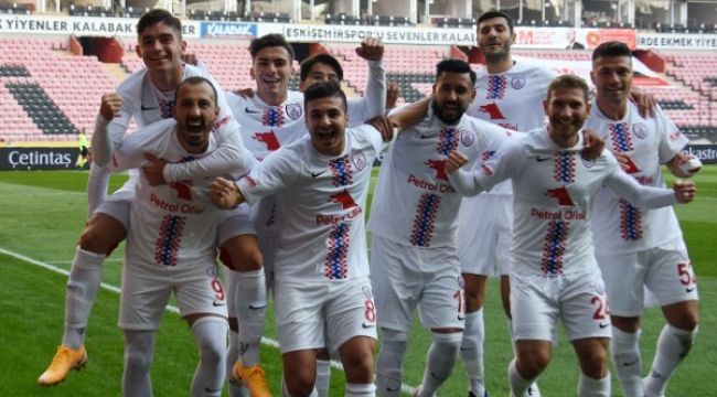 İzmir takımları fırtına gibi esti