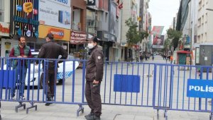 İzmir'de önemli caddelere kişi sınırlaması geldi