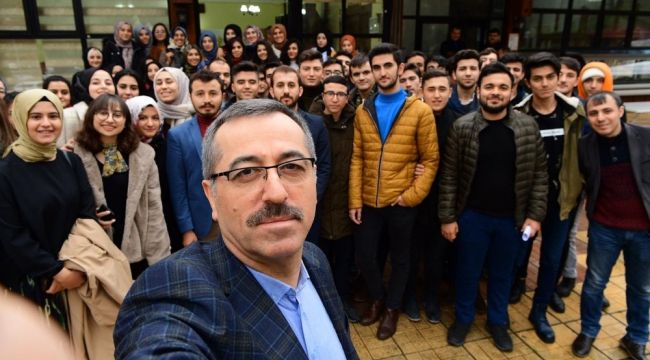 Kahramanmaraş Büyükşehir'den gençlere 'iki proje' müjdesi