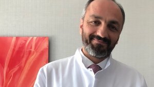 Kalp profesörü, Covid-19'a yenik düştü