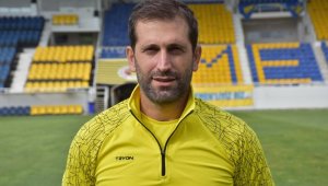 Kazandıkları maçı kural hatası yaparak kaybeden yardımcı antrenör kovuldu