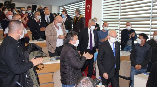 Kılıçdaroğlu, apartman görevlileri ile bir araya geldi