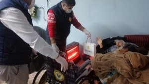 Kimsesiz yaşlı adama Başkan Kocaispir sahip çıktı