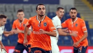 Kırmızı kartı iptal olan Rafael, ilk 11'de