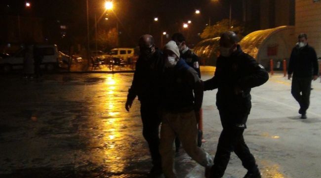 Kısıtlamaya uymayan kardeşler terör estirdi: 3 polis yaralı