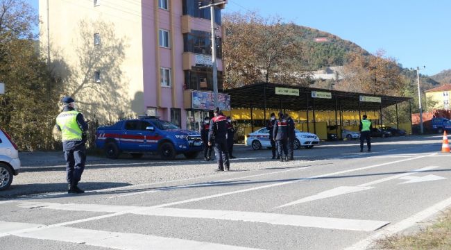 Kısıtlamayı ihlal edenlere 16 bin 86 lira ceza