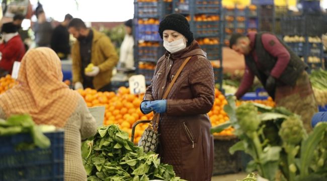Konak'ta pazarlara kısıtlama ayarı