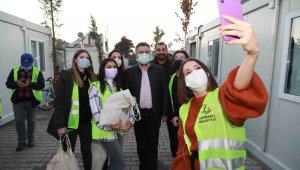 Konteyner kentteki çocuklara yeni yıl sürprizi