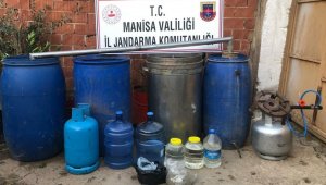 Manisa'da 425 litre sahte içki ele geçirildi