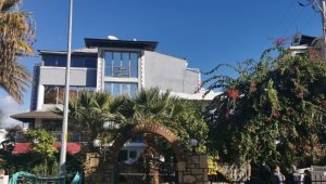 Marmaris'teki o apart yıkım için boşaltılıyor