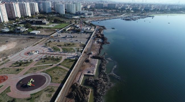 Mavişehir'deki kıyı projesi sürüyor