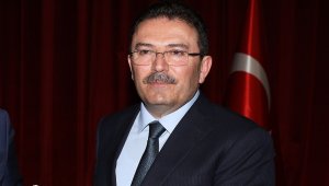 Mecliste maskesiz konuşmuştu, testi pozitif çıktı