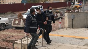 Medya genel müdürünün aracını kurşunlayan 2 şüpheli yakalandı