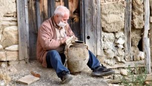 Ölen annesinin 21 yıl önce sakladığı küpü buldu!