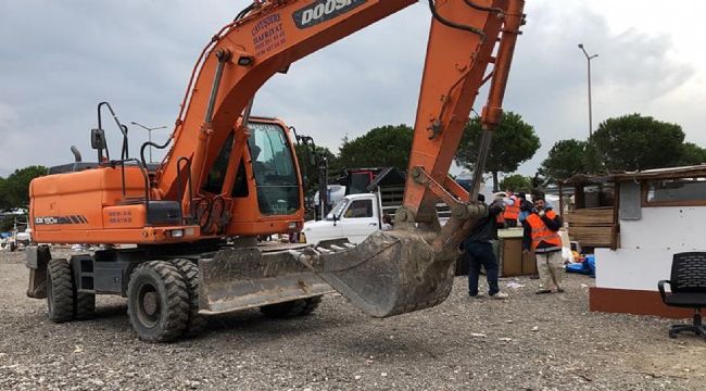 Romanlar Çeşme'den çıkarıldı!