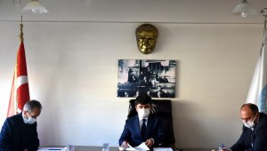 Tufanbeyli'de kıraathanecilere destek