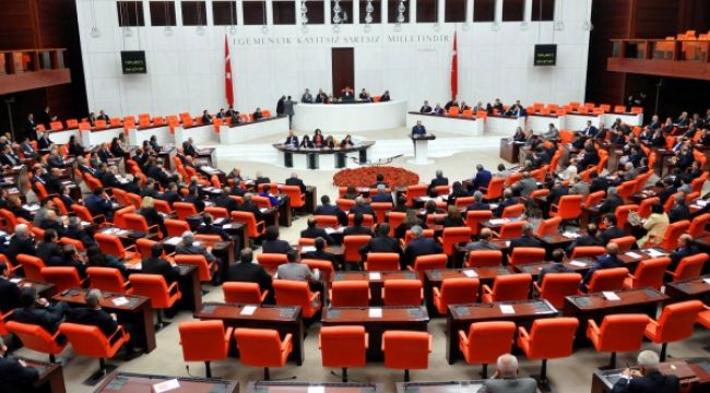 Türk askeri 18 ay daha Libya'da bulunacak