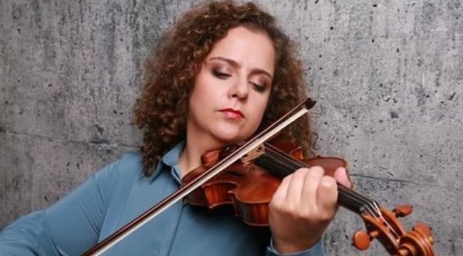 Türk kemancı Hande'nin büyük başarısı