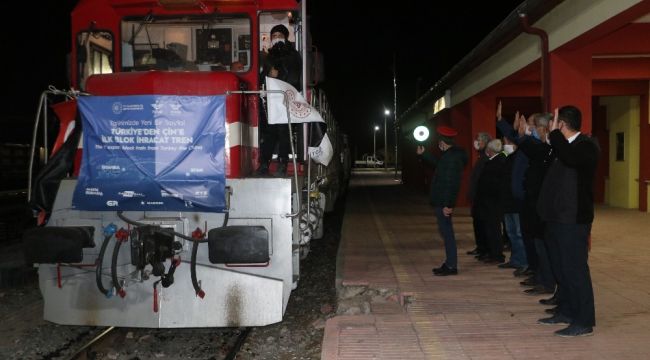 Türkiye'den Çin'e giden ilk ihracat treni Sivas'ta