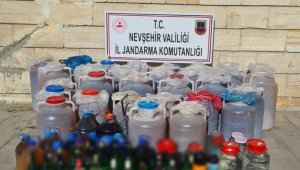 Ürgüp'te 1 ton 739 litre kaçak içki ele geçirildi