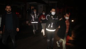 Uyuşturucu partisi düzenlendiler