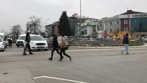 Yayalara yol vermeyen araç sürücülerine ceza yağdı