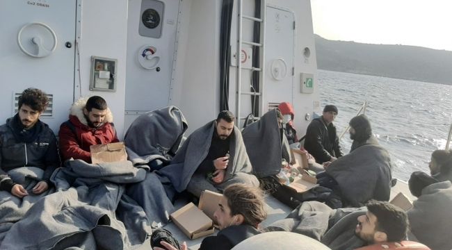 Yunanistan 12 göçmeni ölüme itti