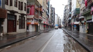 Zonguldak'ta cadde ve sokaklar boş kaldı