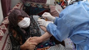 85 yaş üzeri vatandaşlar aşılanmaya başlandı