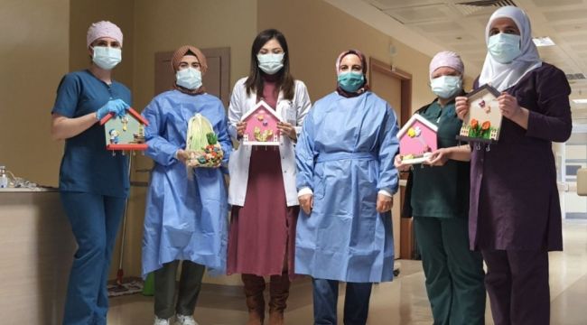 Adıyaman'da sağlık çalışanlarına moral desteği