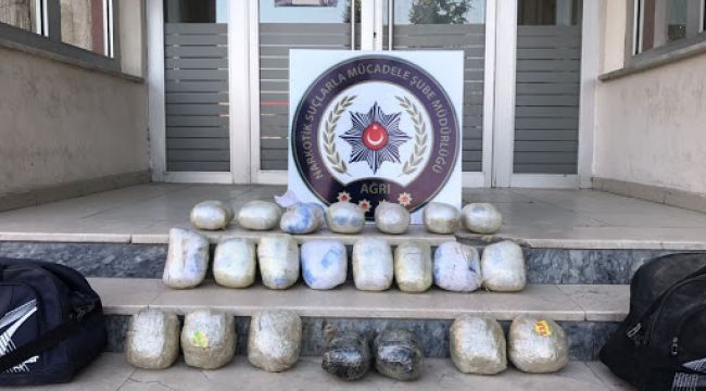 Ağrı'da 21 kilogram eroin ele geçirildi