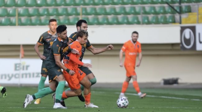  Alanyaspor: 3 - Medipol Başakşehir: 0