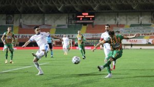 Alanyaspor kupada çeyrek finalde