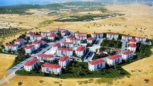 Aliağa'da 614 konutluk TOKİ projesinde çalışmalar sürüyor