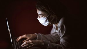 'Aşı'da sosyal medyadaki bilgi kirliliğine dikkat