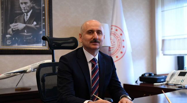 Bakan Karaismailoğlu: "Uzayda varlığımızı dünyaya hissettirdik"