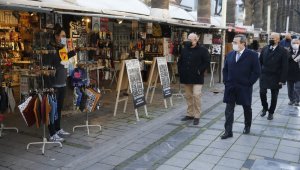 Başkan Batur, Sevgi Yolu esnafını dinledi