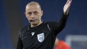 Beşiktaş-Galatasaray derbisini Cüneyt Çakır yönetecek