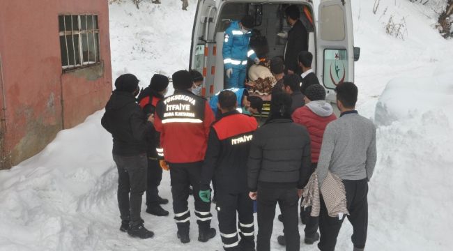 Beyaz teyze için tüm mahalleli seferber oldu