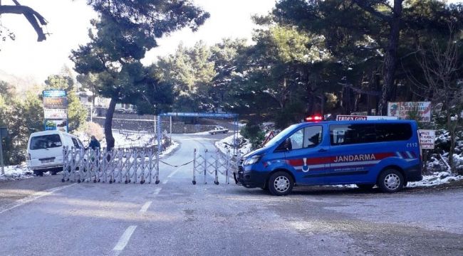 Çanakkale'de Evciler köyü karantinaya alındı