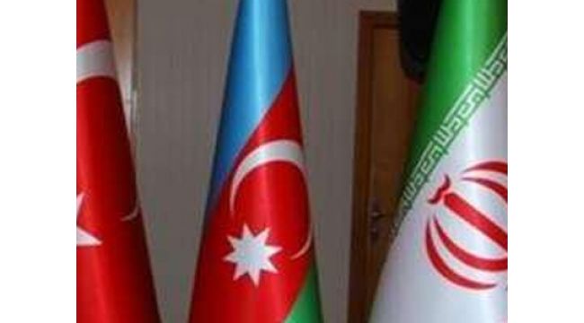 Çavuşoğlu: "Türkiye, İran, Azerbaycan düzeyinde üçlü zirve Tahran'da olacak"