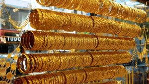 Çeyrek altın 747 lira yükseldi