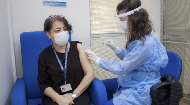 Türkiye'de Covid aşısı nasıl yapılıyor