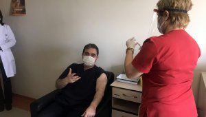 Doğum günü hediyesi, koronavirüs aşısı